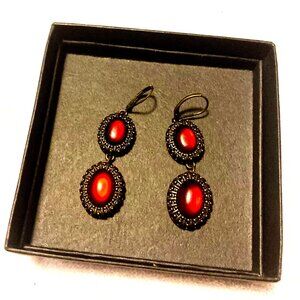 Vintage Avon Beautiful Earrings